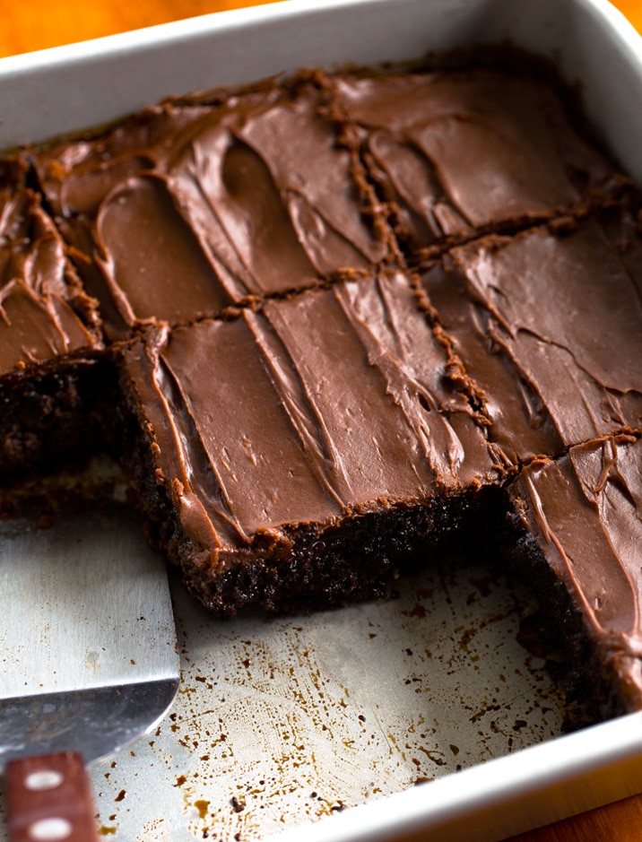 Brownies veganos: ¡la mejor receta original! 7 Brownies veganos con glaseado de chocolate