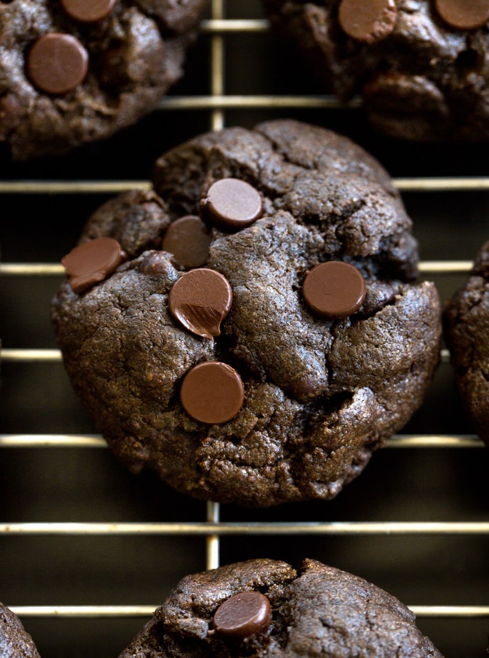 Galletas veganas de chocolate negro doble Galletas veganas de chocolate negro doble