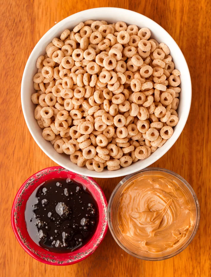 Ingredientes de la barra de cereal Cheerios Ingredientes de la barra de cereal Cheerios
