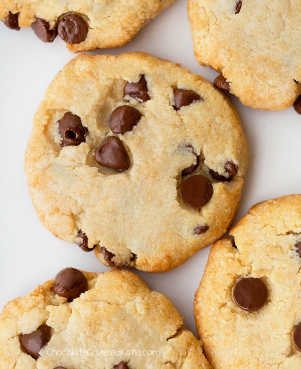 Galletas de chispas de chocolate sin azúcar Galletas de chispas de chocolate cetogénicas