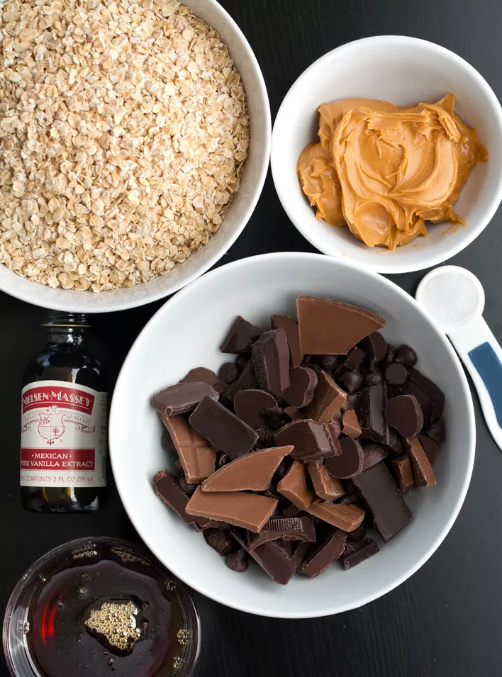 Ingredientes de avena con chocolate Ingredientes de avena con chocolate