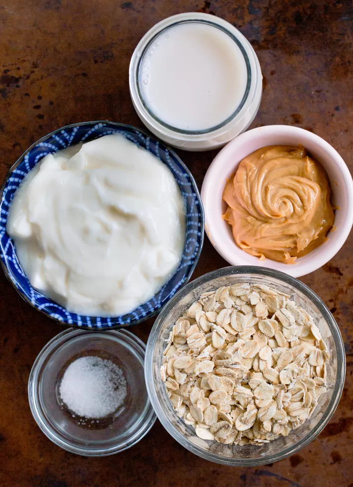 Ingredientes de avena con mantequilla de maní Ingredientes de avena con mantequilla de maní