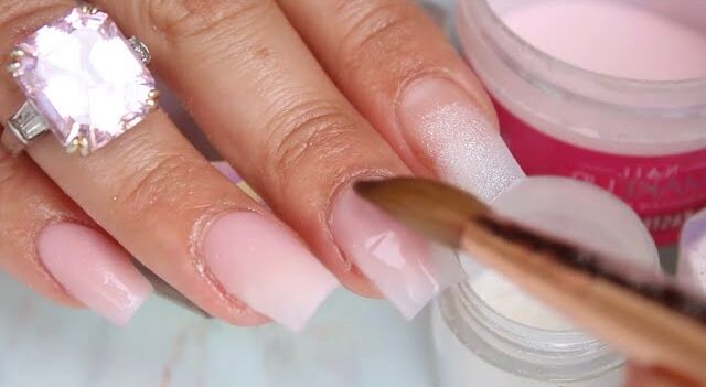las Cover Base Profesionales en el Manicure Actual
