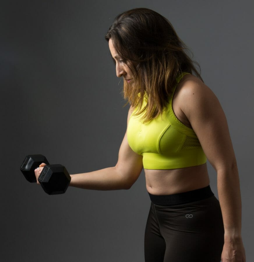 Un estudio muestra que levantar pesas por solo TRES SEGUNDOS al día ayuda a desarrollar músculo
