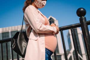 La infección por coronavirus después de las 34 semanas de embarazo puede aumentar el riesgo de parto prematuro 7 veces