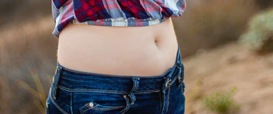 Cómo perder grasa abdominal si tiene síndrome de ovario poliquístico, hipotiroidismo o SII