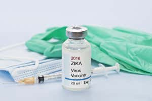 No existe una vacuna aprobada para el Zika, pero una vacuna candidata ha mostrado resultados prometedores en ratones.