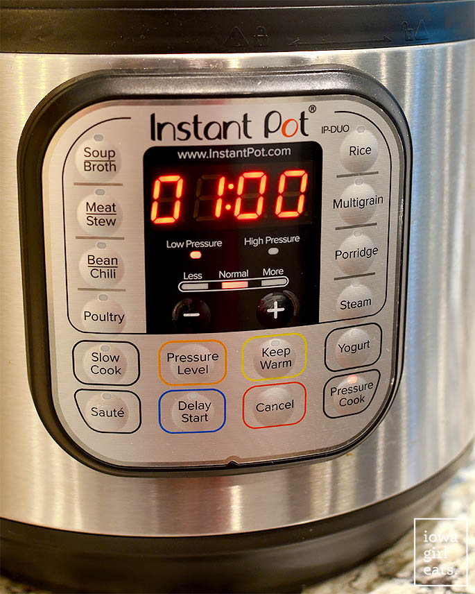 olla instantánea configurada para cocinar a presión durante 1 hora