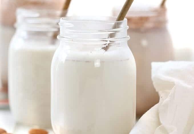 1674677338 Como hacer leche de almendras 3 Ways