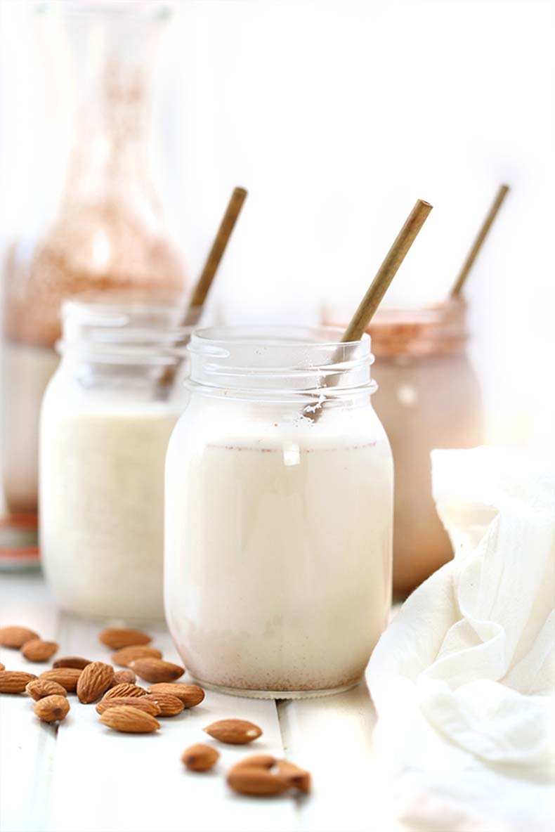 Como hacer leche de almendras 3 Ways