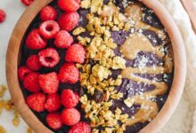 instructions for how to make acai bowls.